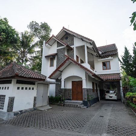 Hotel Super Oyo 1778 Omah Duwet Beran Kidul Exterior foto